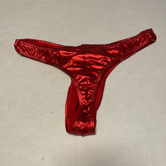 Pikante Thong - Picture 2 of 5
